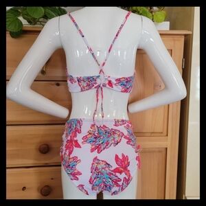 NEW Ladies Floral Print 2-piece Bikini Set